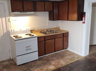 210 W Race St #B, Martinsburg, WV 25401