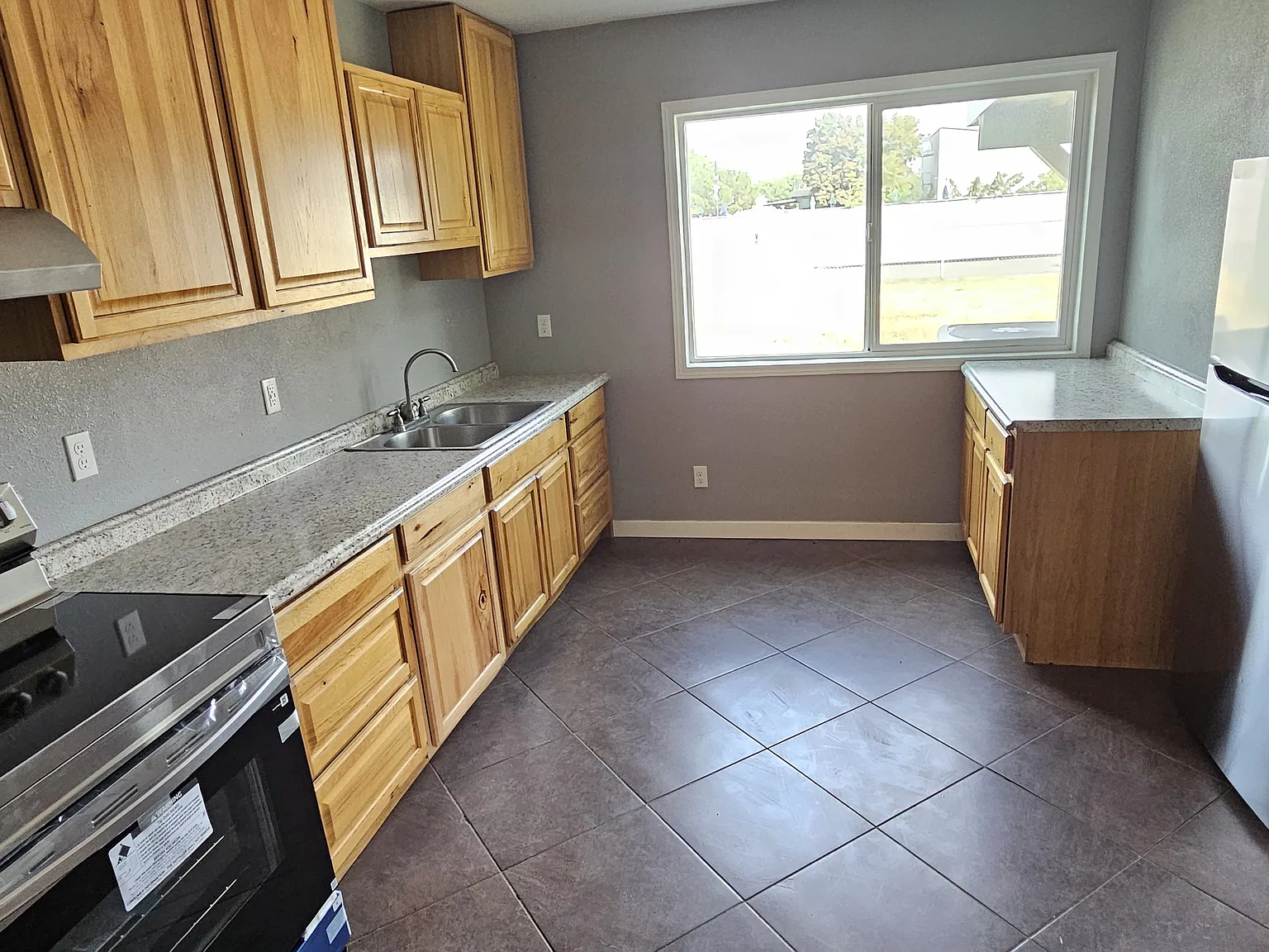 2 bed, 1020 sqft, $1,450 — Photo 3