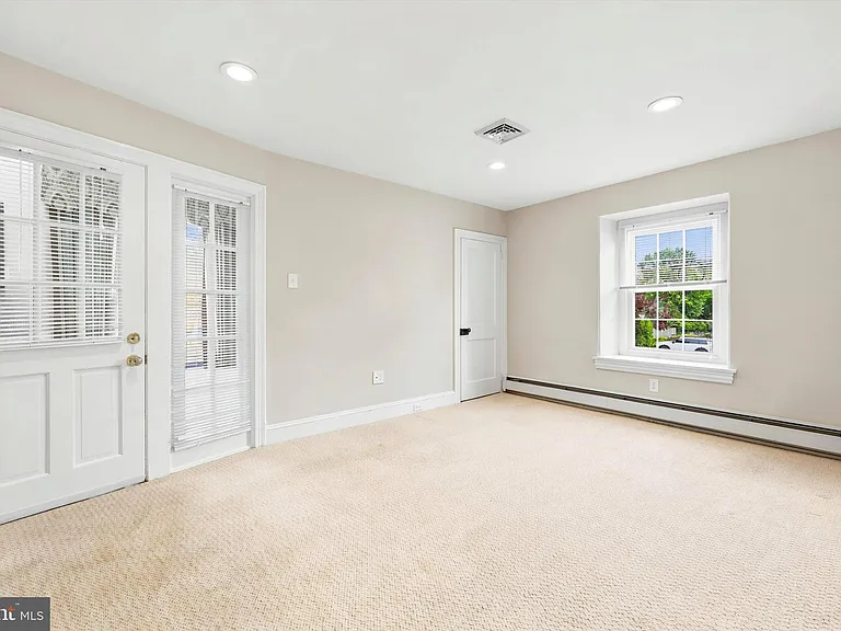 304 King Of Prussia Rd #2A — Photo 6