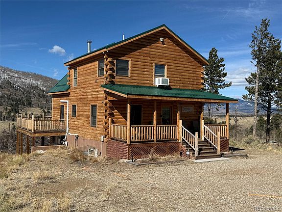 3rd image of 1025 Walker Place