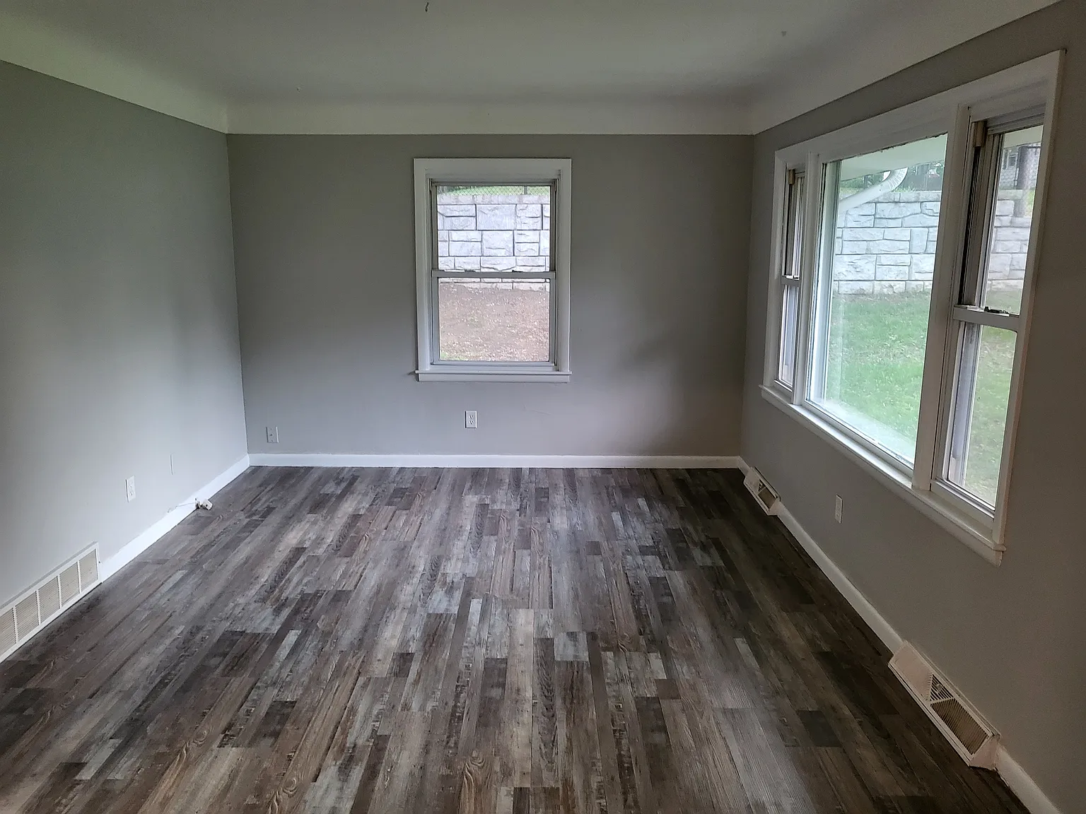 3 bed, 1500 sqft, $1,799 — Photo 4