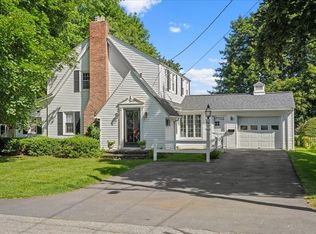 28 Kenilworth Rd, Shrewsbury, MA 01545