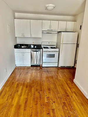 Rented by Brick Real Estate | media 9