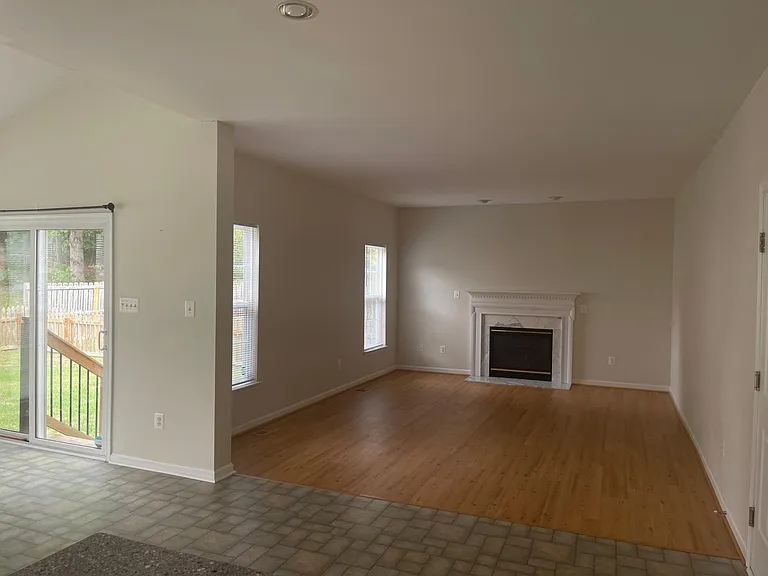 10 Jade Dr — Photo 12