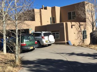 2040 Torreon, Los Alamos, NM 87544