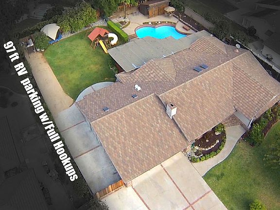 3rd image of 721 Braewood Dr