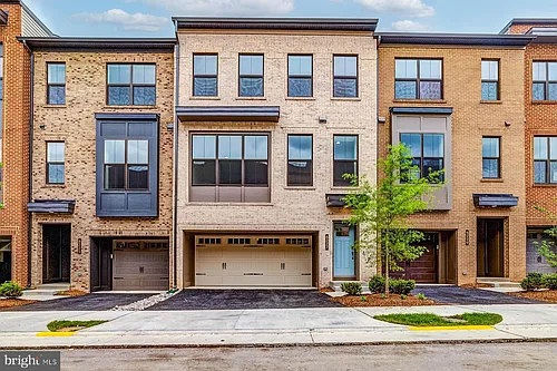 6227 Almerico Pl Photo 1
