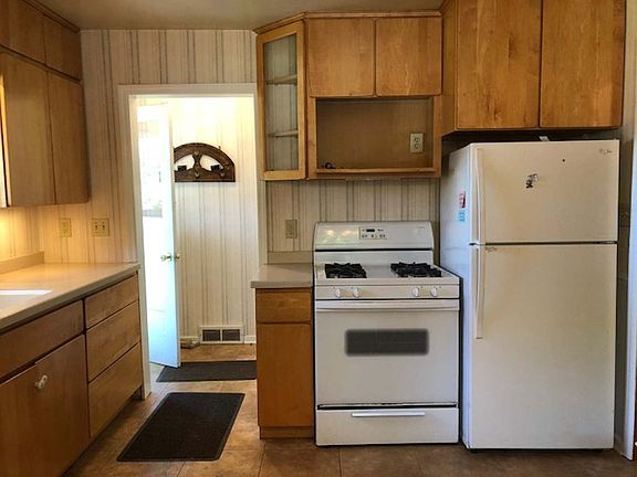 2nd image of 35 E Monico St #E