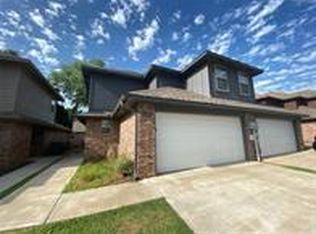 2100 Buena Vida Ln, Edmond, OK 73013