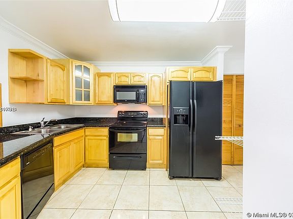 2nd image of 1680 NE 191st St APT 306-2