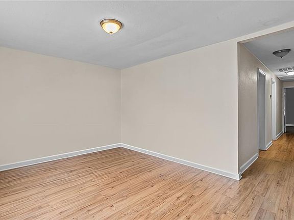 4th image of 716 31st St