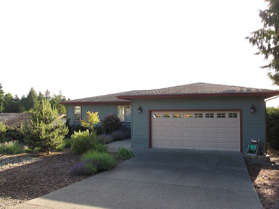 1st image of 120 Huckleberry Pl