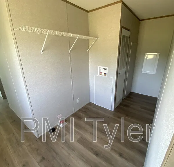 123 Dogwood St — Photo 8