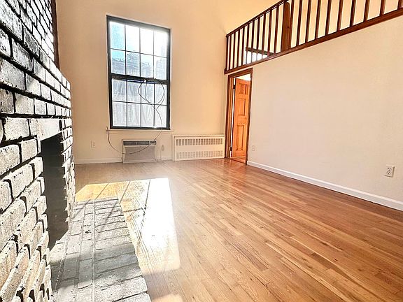 5th image of 105 W 74th St #4F
