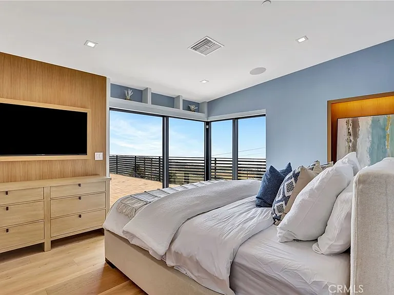 5402 Horizon Dr — Photo 11