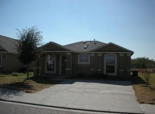 611 Sam Bratton, Laredo, TX 78046