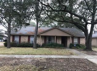5801 Birdwood Rd, Houston, TX 77074