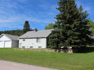 948 Gordon St, Custer, SD 57730