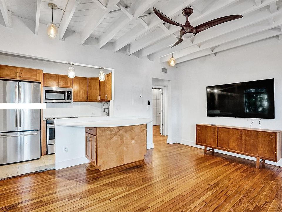 1st image of 8142 Byron Ave #11