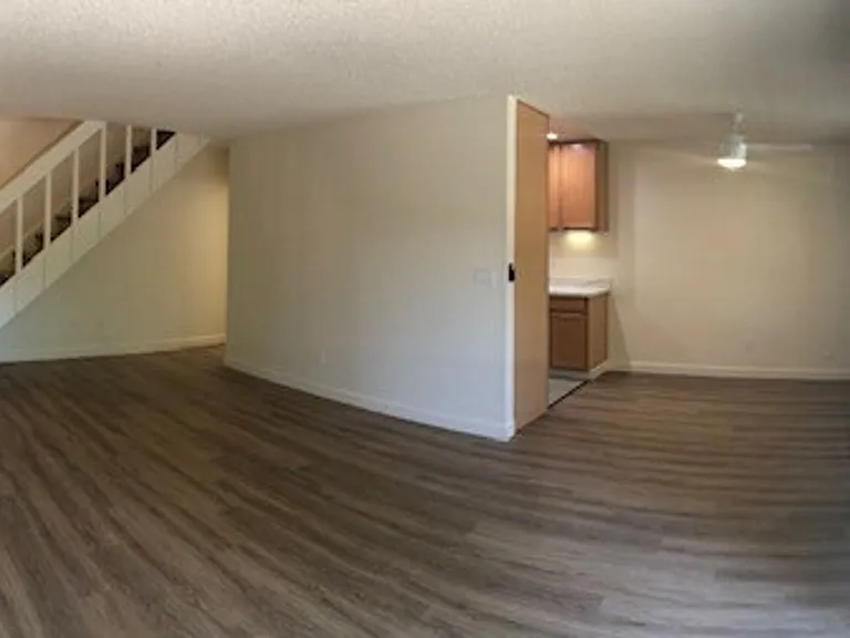 Terrace Apartments — Photo 4