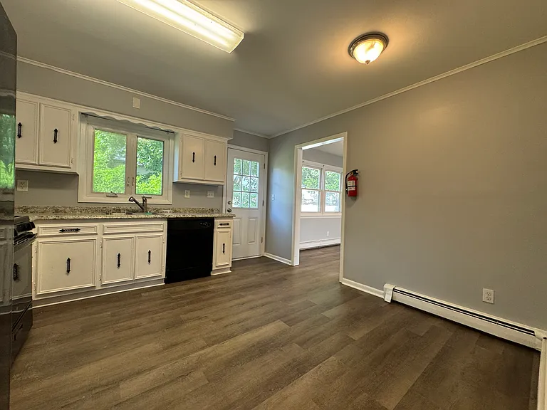 85 Rock Rd #1 — Photo 7