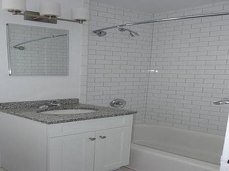 2nd image of 8424 Austin St