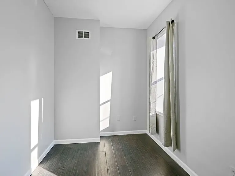 2356 N Colorado St — Photo 13
