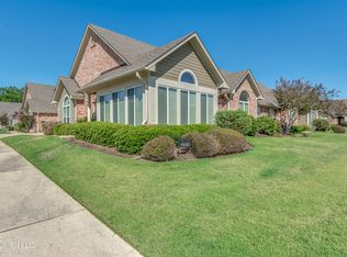 1430 Sweetwater Dr, Pearl, MS