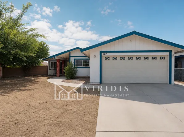 2203 Rounds St, Delano, CA 93215