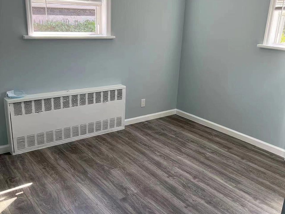 1st image of 8 Mary St Floor 1