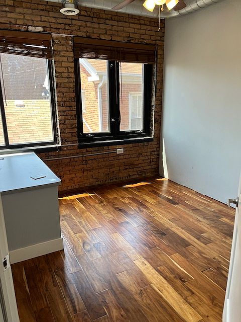 2nd image of 17 Washington St APT 2