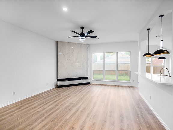 4th image of 15750 Palo Pinto Dr