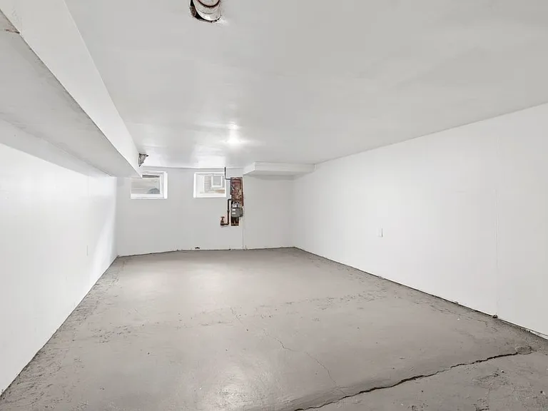 428 E Lorraine Ave #1 — Photo 6