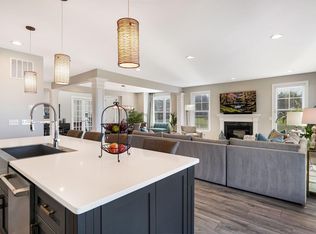 1 Elizabeth Ln, Doylestown, PA 18901