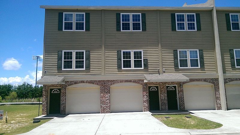 1st image of 601 Peach St