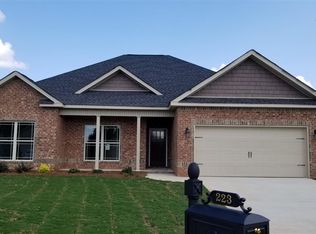 223 Rainsong Trl, Perry, GA 31069