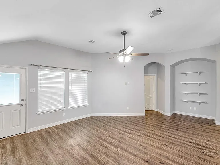 20103 Ray Falls Dr — Photo 15