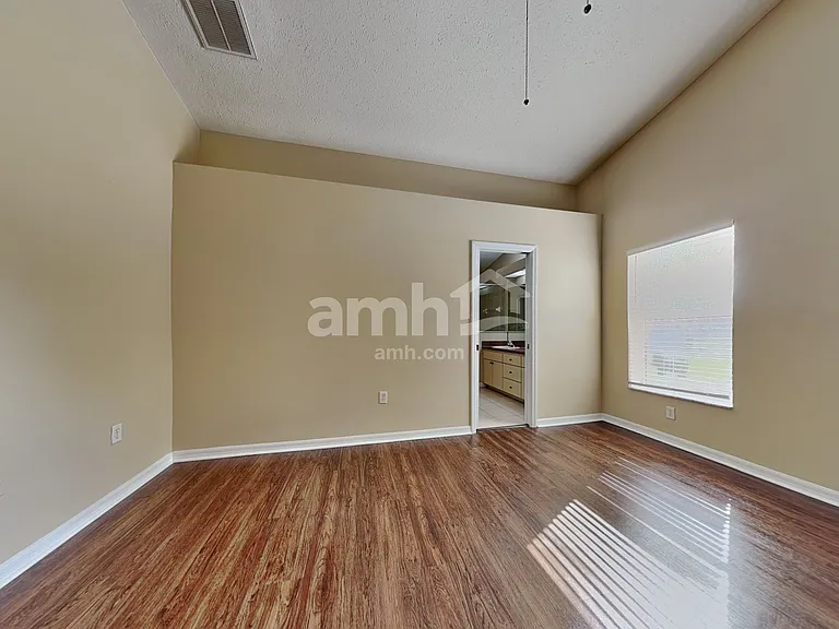 11706 Leda Ln — Photo 7