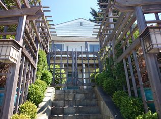 5225 45th Ave SW, Seattle, WA 98136