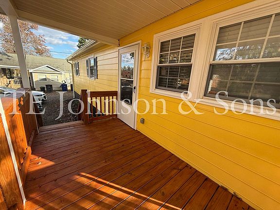 3rd image of 5052 Bismark St