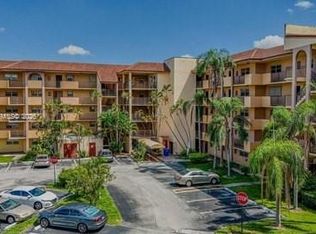 3905 N Nob Hill Rd APT 304, Sunrise, FL 33351