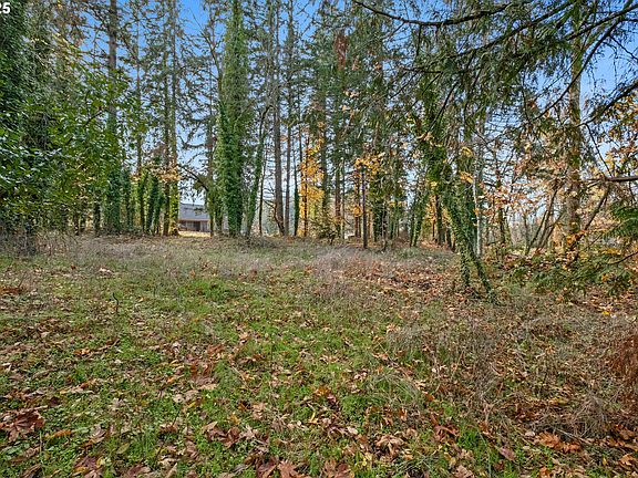 5th image of 17857 S Abiqua Rd