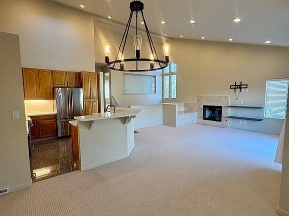 5th image of 87 Starview Dr