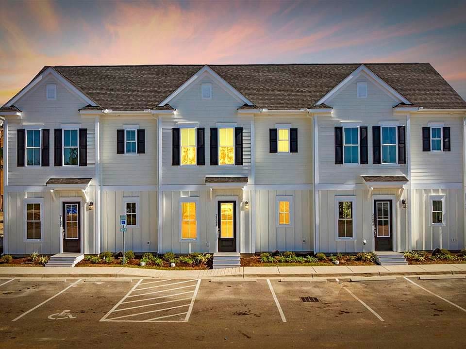 1st image of 2800 Cook Cir Unit D