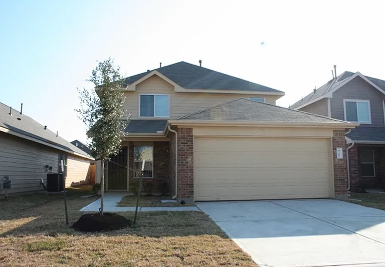 5722 Long Arbor Ln — Photo 1