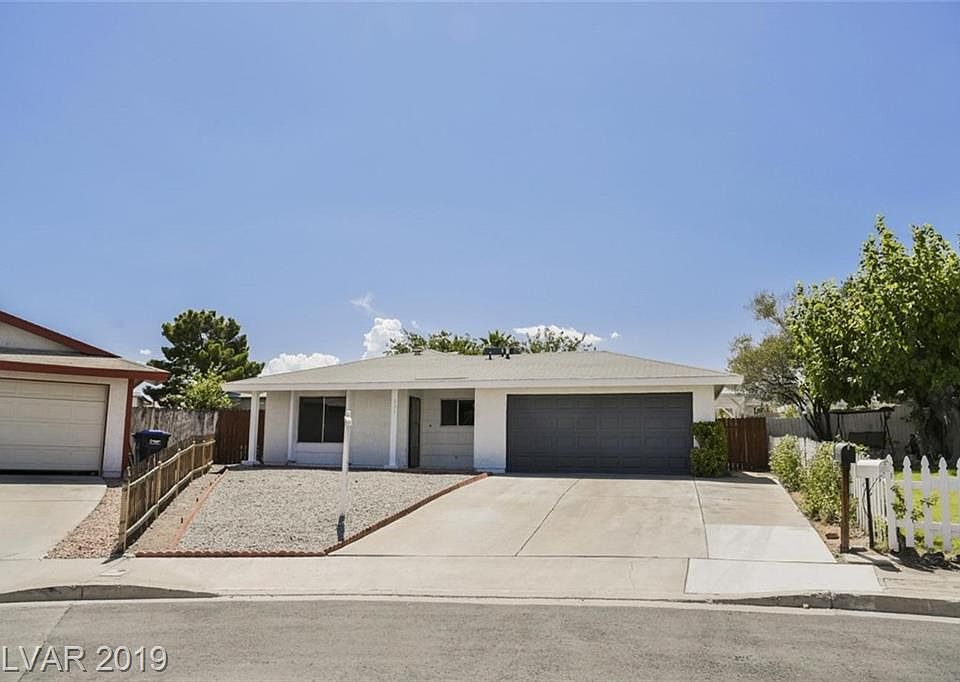 1st image of 225 Garden Ct