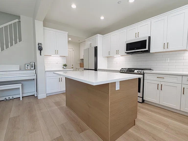 17010 Garden Path Dr — Photo 4