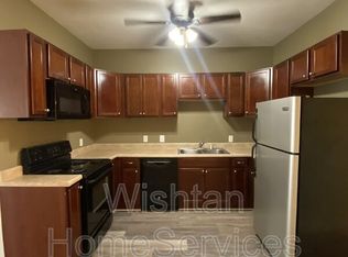 600 W Elting St, Macomb, IL