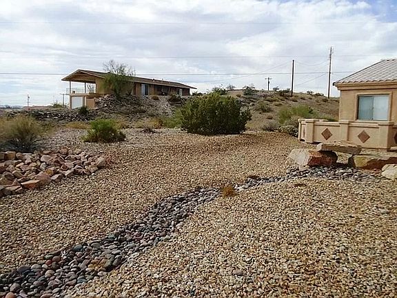 3rd image of 3345 Tiki Ln