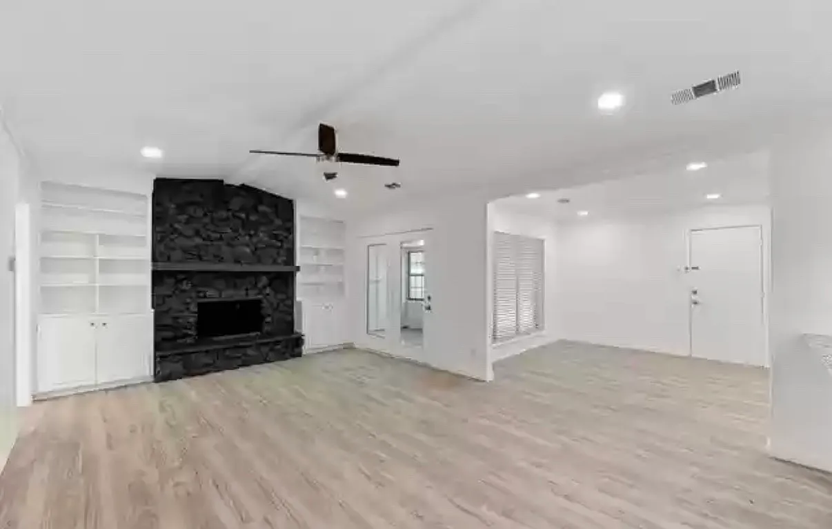 4 bed, 2200 sqft, $4,500 — Photo 4